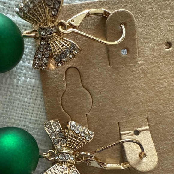 Bow Gold Tone Earrings New - Picture 3 of 8